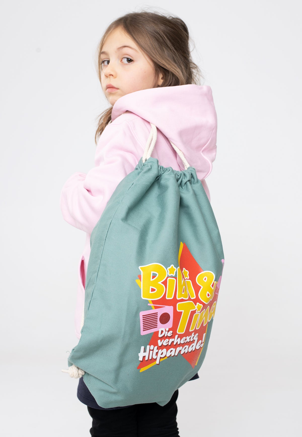 Bibi & Tina Die Verhexte Hitparade 2022 Sage Green Drawstring Backpack